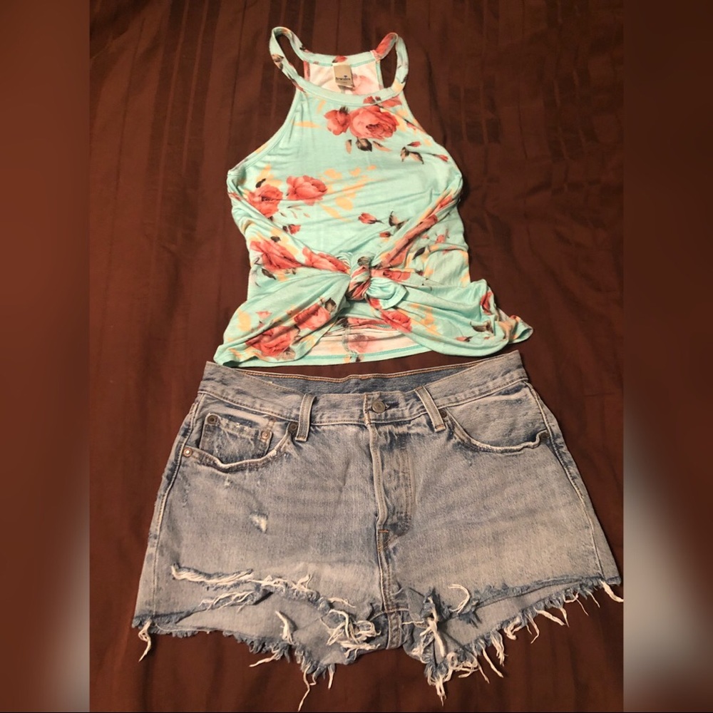 Brenda’s Cotton Floral Tank - Picture 6 of 8